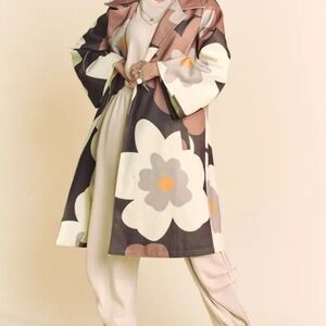 DAVI & DANI Floral Patterned Coat - Black, White, Brown
